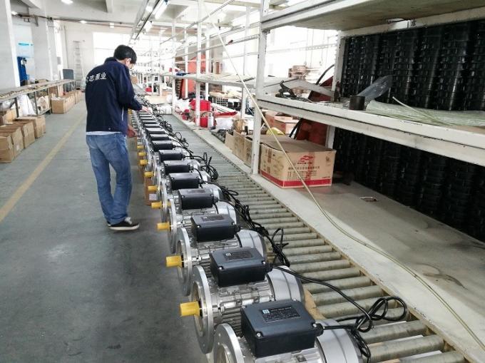 Motores de indu&ccedil;&atilde;o a condensador de fase &uacute;nica 0,09kw 0,12hp em campos agr&iacute;colas 12